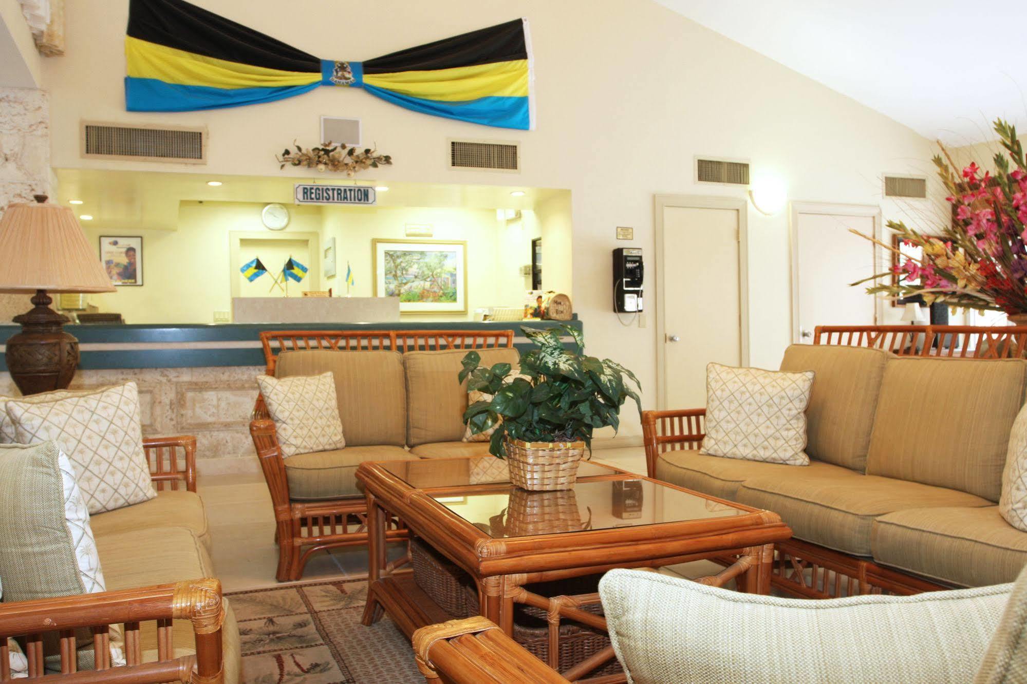 Castaways Resort And Suites Freeport Ngoại thất bức ảnh
