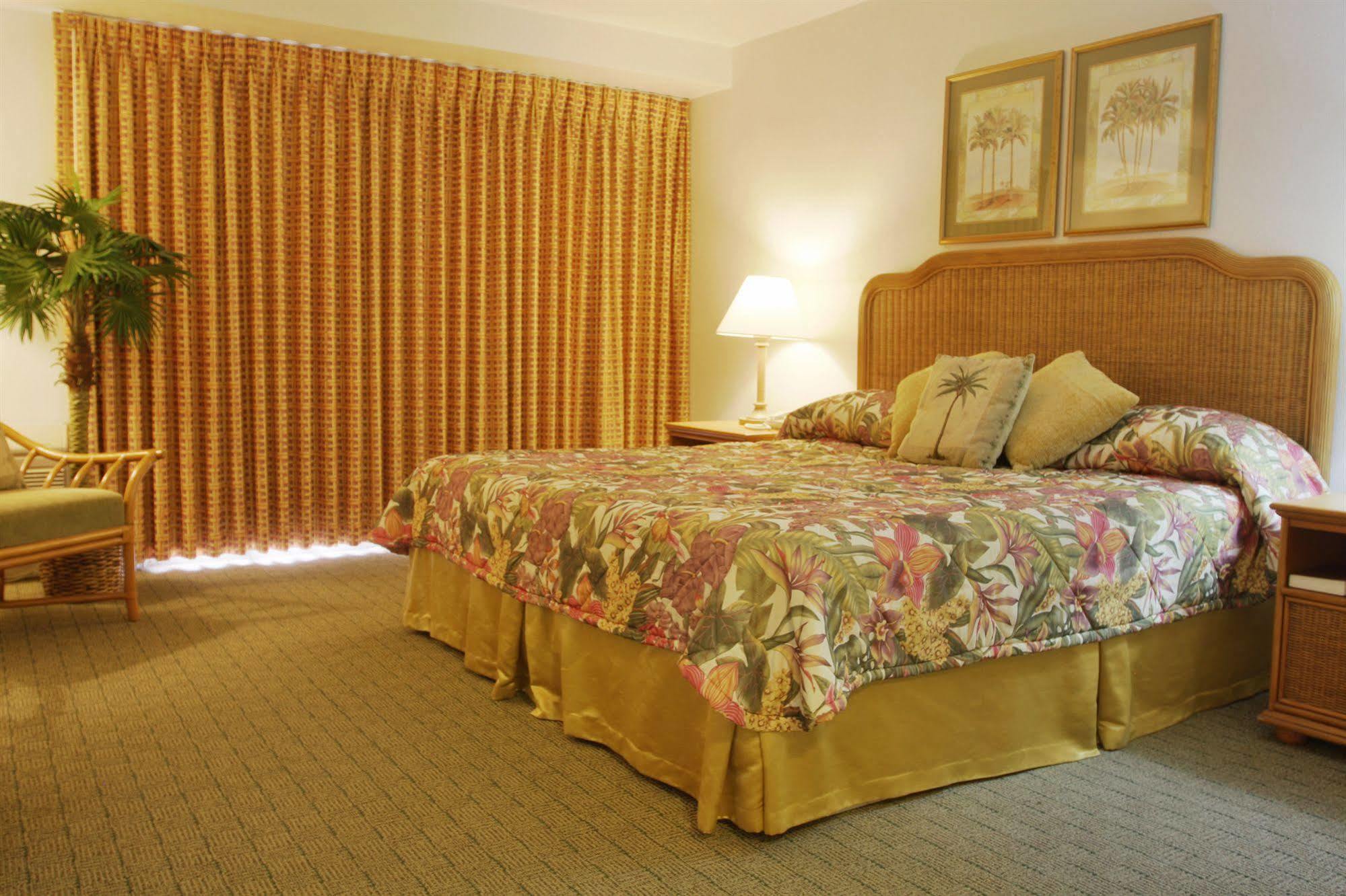 Castaways Resort And Suites Freeport Ngoại thất bức ảnh