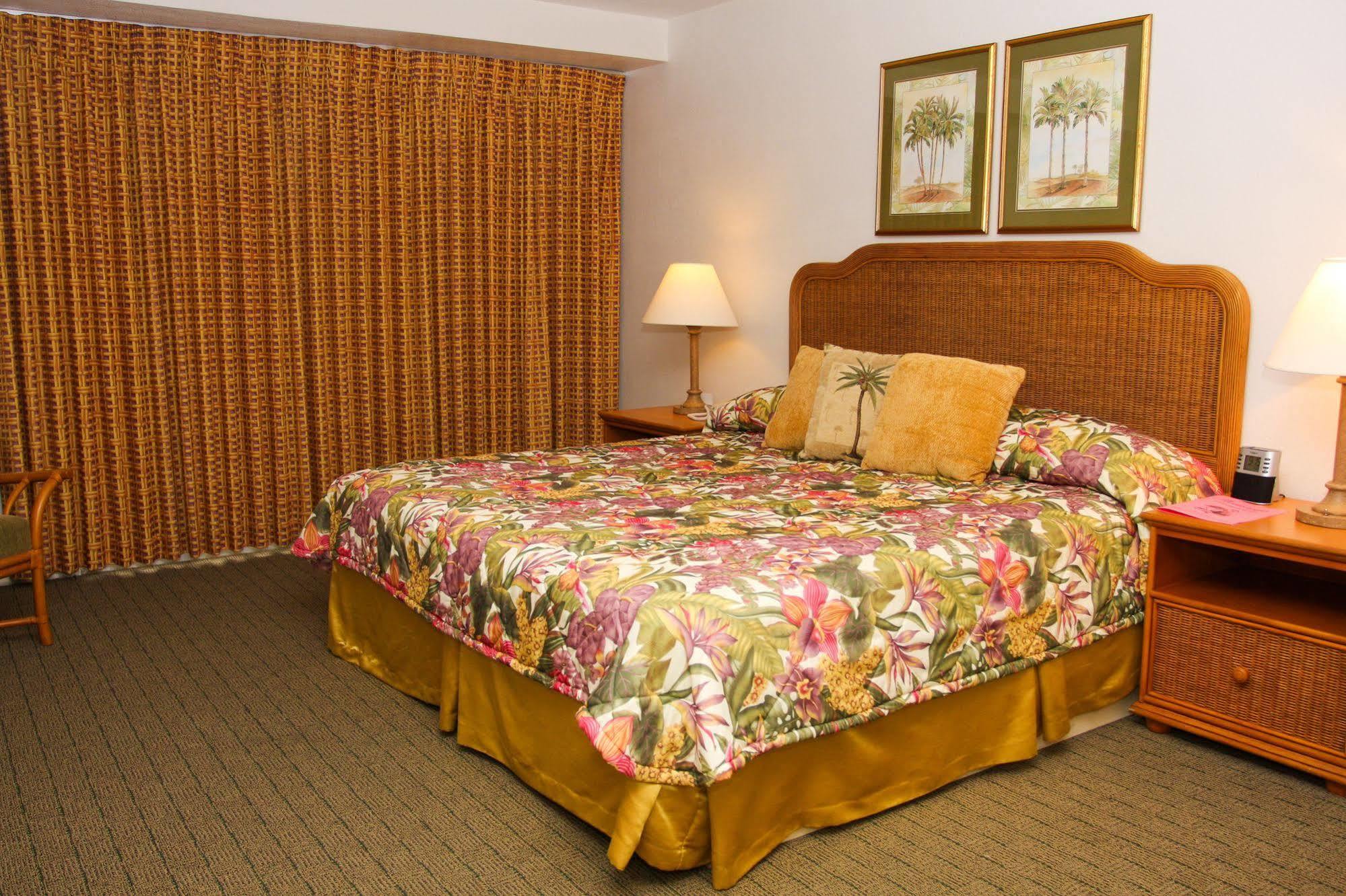 Castaways Resort And Suites Freeport Ngoại thất bức ảnh